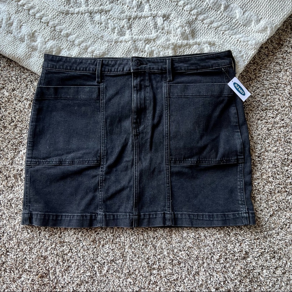Old Navy Black Denim Mini Skirt Size 18